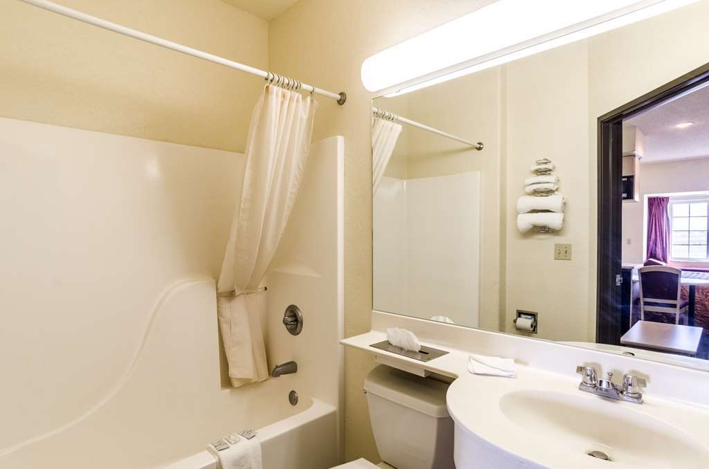 Travelodge By Wyndham Chadron Habitación foto